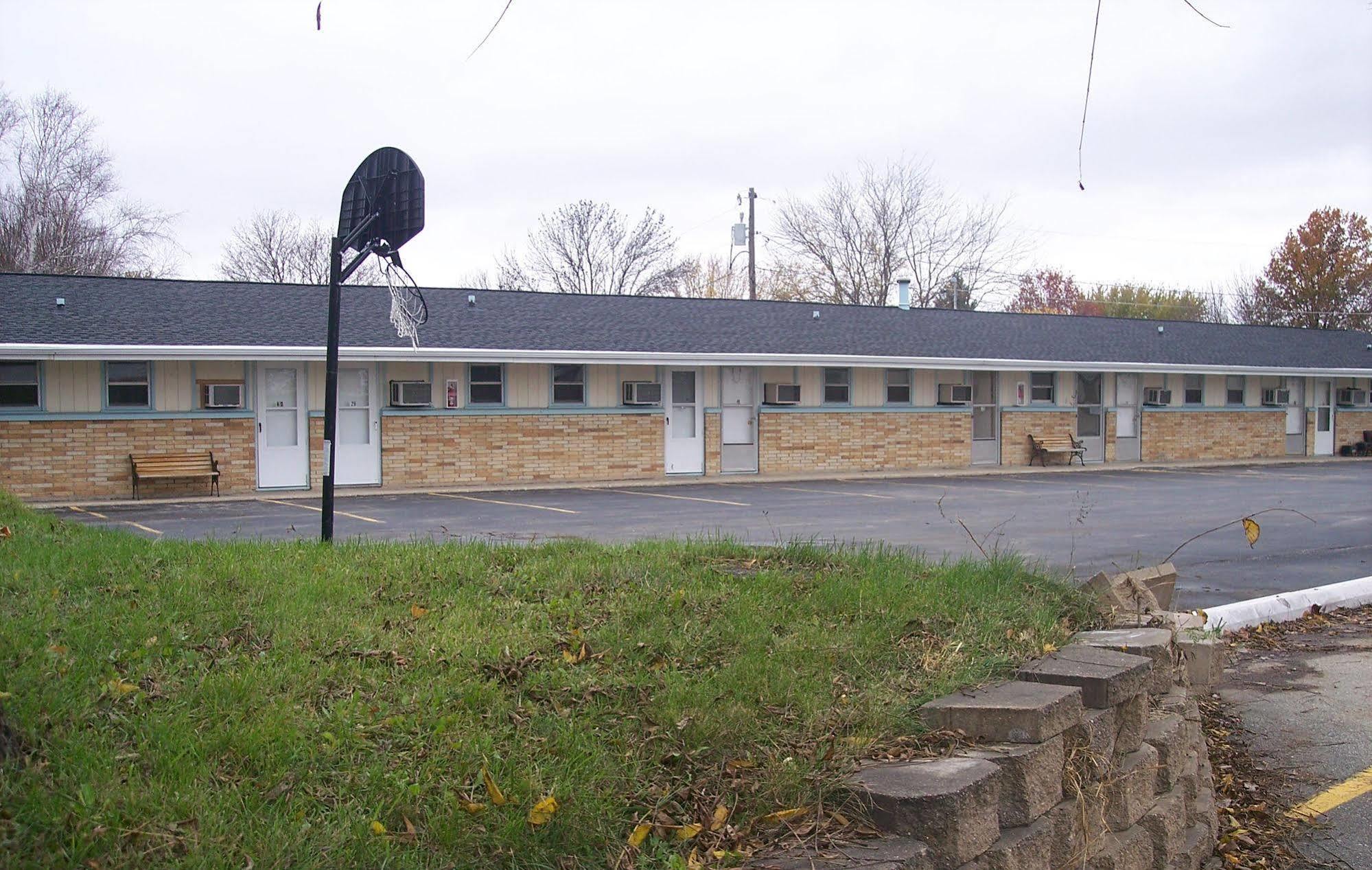 Grand View Motel Beaver Dam מראה חיצוני תמונה