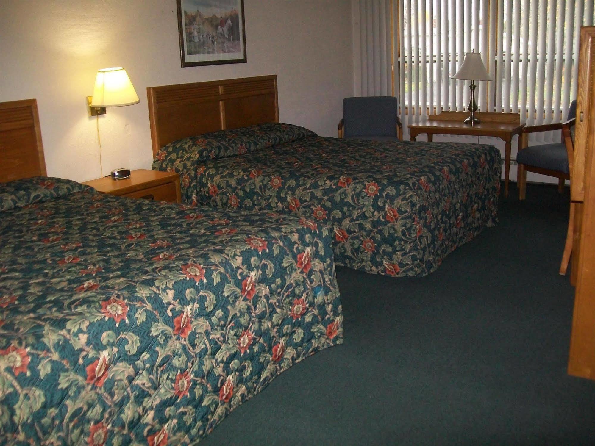 Grand View Motel Beaver Dam מראה חיצוני תמונה